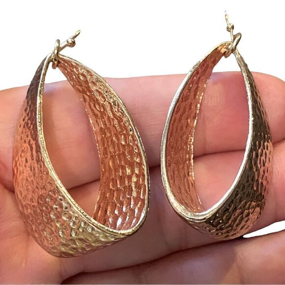 NWT Jules B Gold Tone Drop Dangle Earring’s - Picture 3 of 3